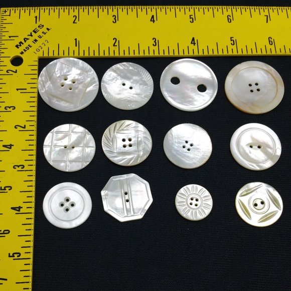 ANTIQUE Mother Of Pearl MOP Carved Button Lot - Picture 5 of 8